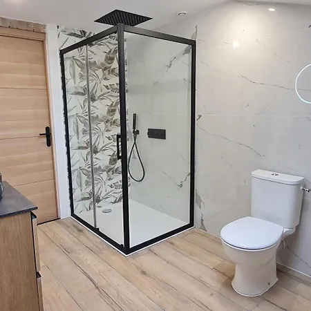 Сasa de vacaciones L'impasse De La Colline Preures